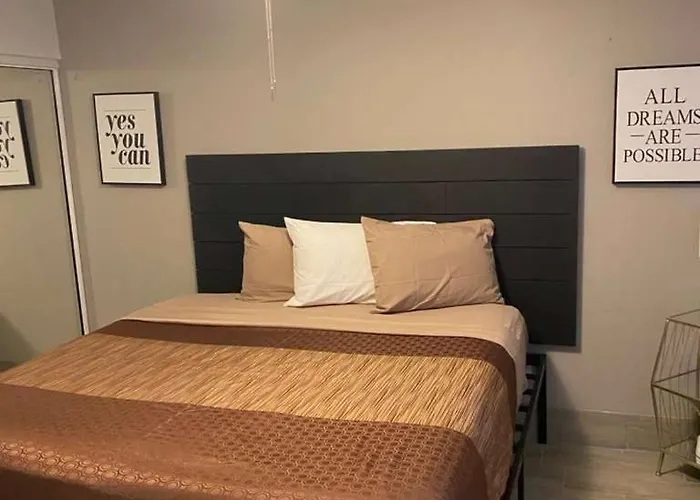 Mesmerising 2 Bedroom At Dv Phoenix